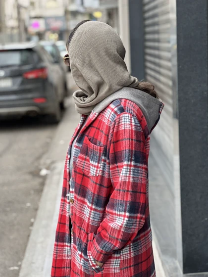 شکت کلاهدار بلند