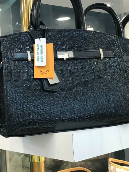 کیف زنانه مدل فندی fendi وارداتی کد 230