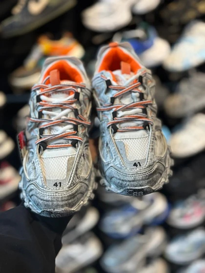 کتانی بالانسیگا لژدار تورک سفید نارنجی