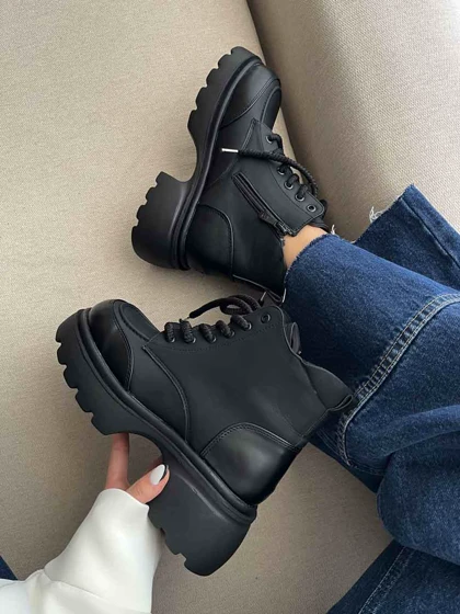 نیم بوت لژدار
