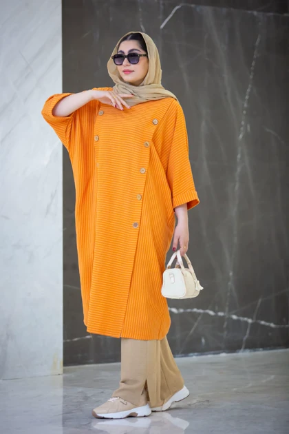 مانتو جلو بسته 10 دکمه چوبی بلند