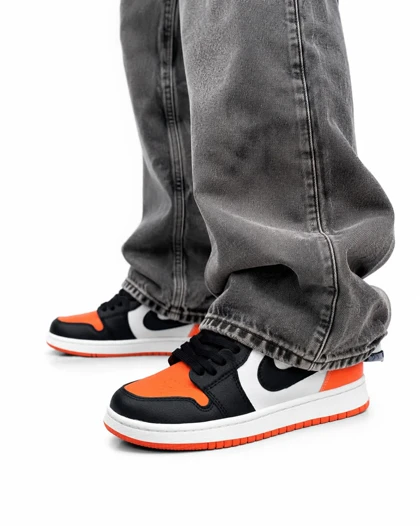کفش کتانی زنانه مدل جردن وان مشکی نارنجی Nike Air Jordan1