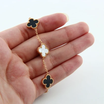 دستبند زنانه مدل ونکلیف