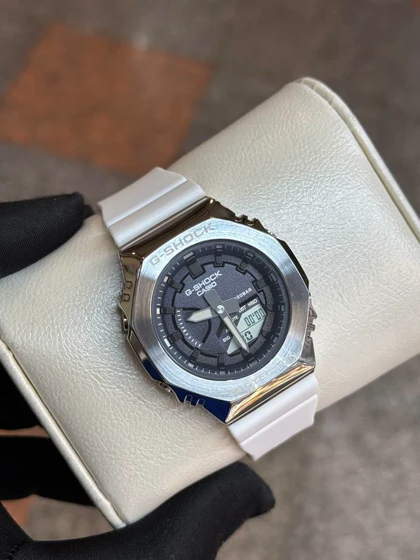 ساعت جی شاک زنانه GM-S2100 سیلور سفید