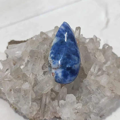 سنگ سودالیت کد 10