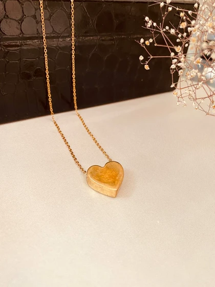 گردنبند قلب لنا