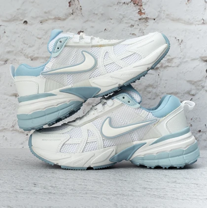 کفش کتانی زنانه نایک V2K سفید آبی (Nike V2K White Blue) کد 2350