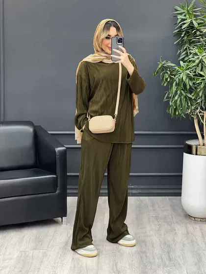 ست بلوز و شلوار پلیسه‌دار