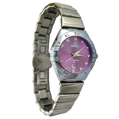 ساعت زنانه طرح امگا، ظرافت در دستان شما