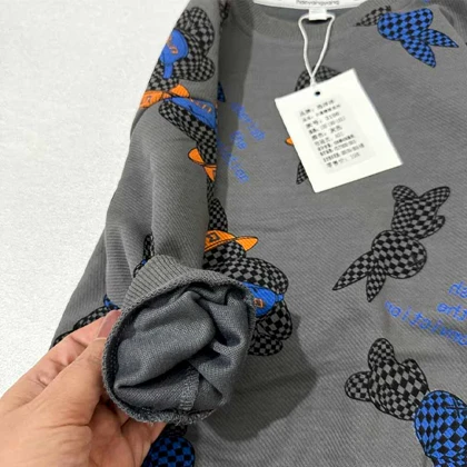 بلوز بچه گانه طرح خرگوشی شطرنجی خارجی