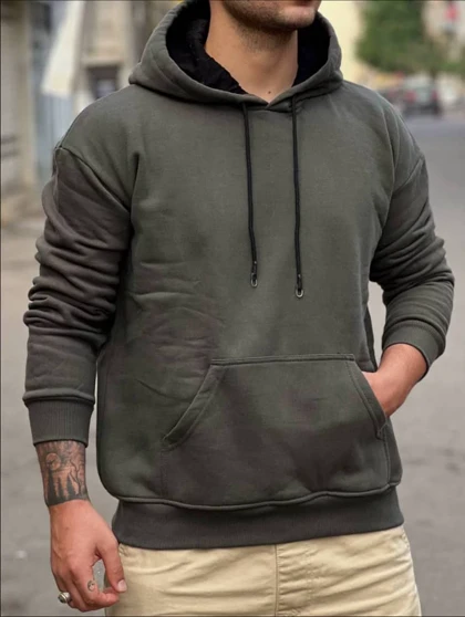 هودی کلاه دار