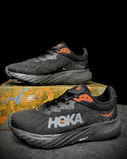 کتانی رانینگ مردانه هوکا