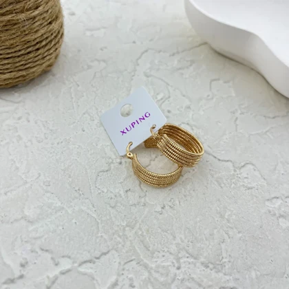 گوشواره حلقه‌ای تراش زنانه با طراحی خاص ژوپینگ