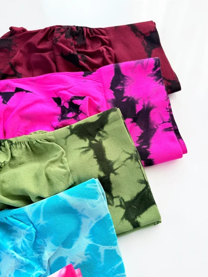 شورتک ورزشی سیملس پشت چروک ابروبادی