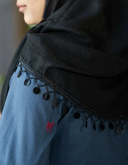 روسری مشکی آویز پولکی