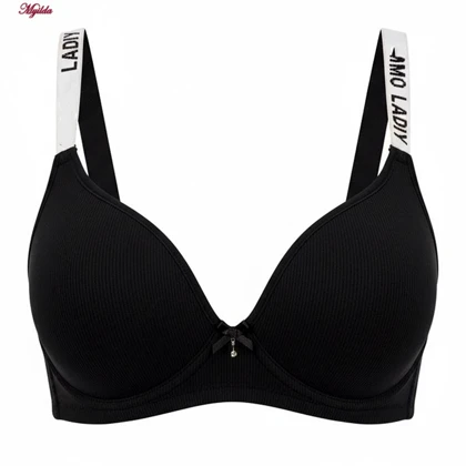 ست شورت و سوتین زنانه براگور مدل اسفنجی فنردار کد 5483-3130