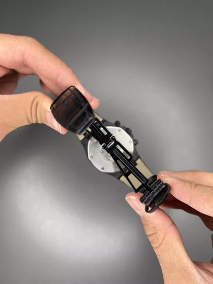 ساعت مچی اودمار پیگه بند چرمی صفحه طوسی Audemars Piguet