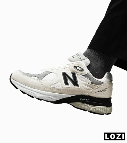 کفش کتانی طوسی مشکی کرم NEW BALANCE 990