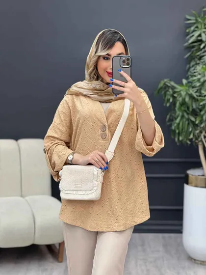 شومیز دو دکمه چوبی آستین پاگن
