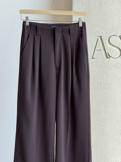 شلوار پیلی دار