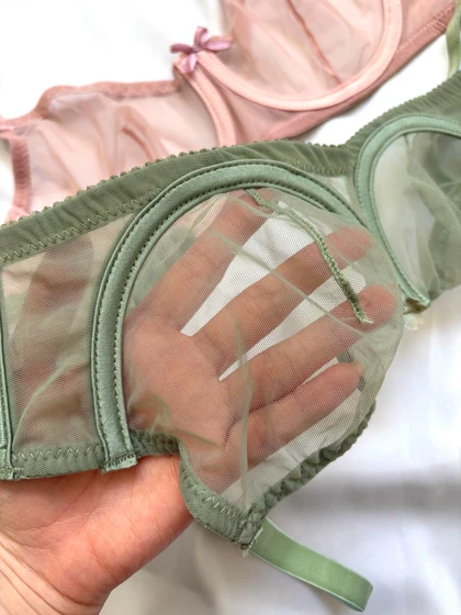 ست شورت و سوتین حریر شیشه‌ای برند مکسوریا