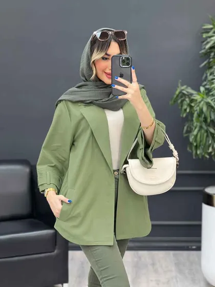 مانتو لینن پشت دو پاگن