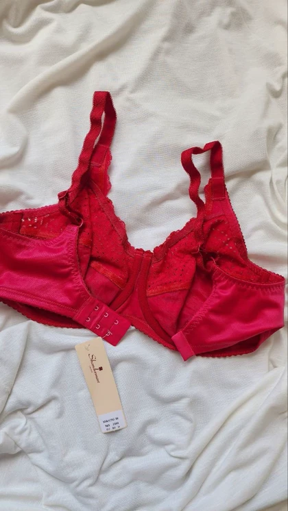 سوتین نخی فنردار بدون ابر SHANDERMAN کد: 2444