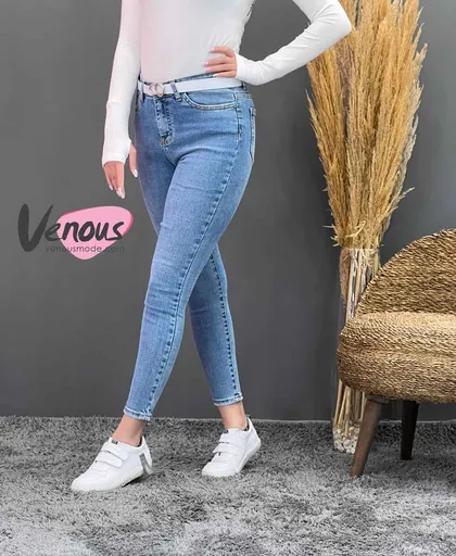 شلوار جین آبی روشن