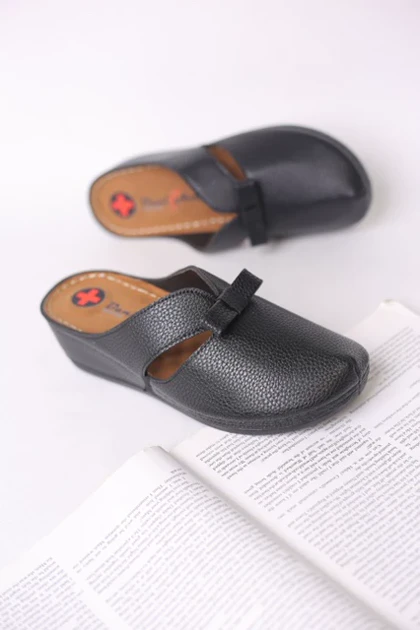 صندل طبی زنانه جلو بسته نگار