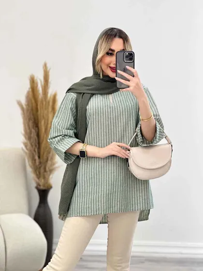 مانتو یقه چاک آستین پاکتی