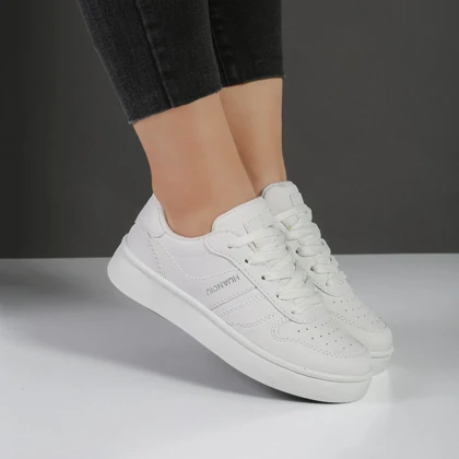 کفش اسپرت و راحتی زنانه و دخترانه رنگ سفید کد M805