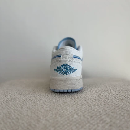 جردن1 سفید-آبی