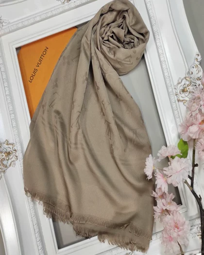 شال Lv نخ ابریشم مارک