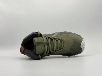 کتانی آندر آرمور چارجد میون یشمی خاکستری / Under Armour Charged maven Trekking