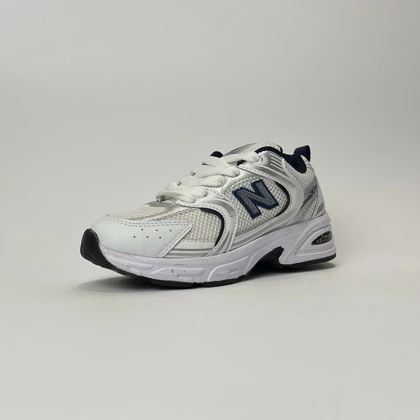 کفش بچگانه نیوبالانس 530 سفید سرمه کد M30