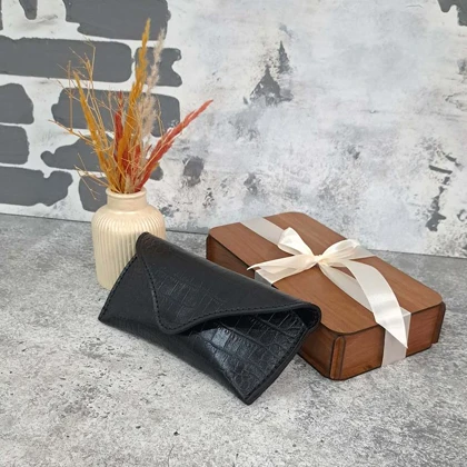 قاب عینک چرم طبیعی مدل ریبن