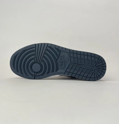 کفش روزمره جردن 1 سفید سرمه مستر