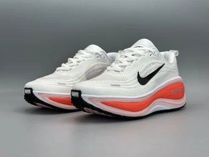 کتانی نایکی زوم ایکس وومرو پلاس سفید نارنجی/Nike zoom x