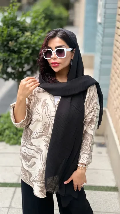 شال پلیسه مشکی