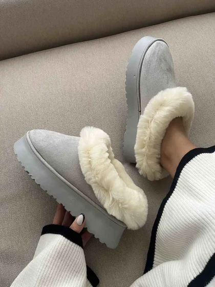 UGG خزدار