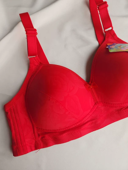 سوتین ابرنازک بدون فنر کد: 8088