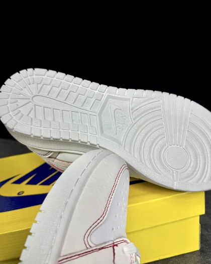 کتانی جردن ساق‌دار ردفانتوم