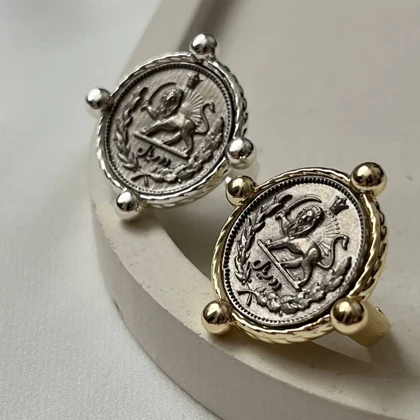 انگشتر سکه‌ای چهارگوی
