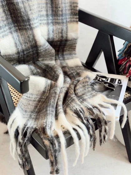 بیگ اسکارف دسینا