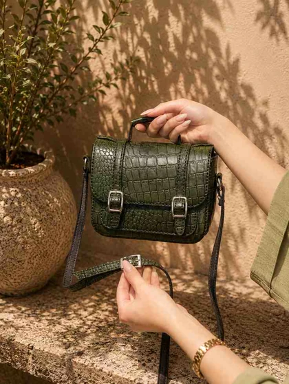 کیف چرم زنانه سبز ابر و بادی سنگی چرم اصل گاوی