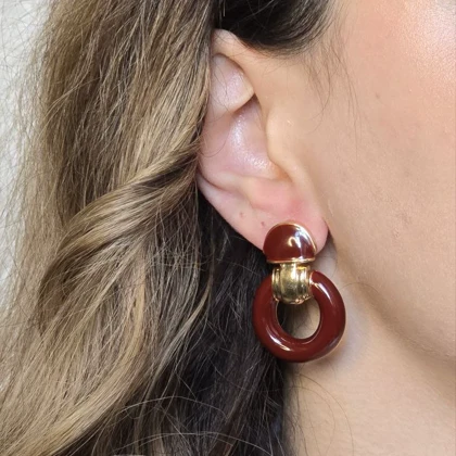 گوشواره دایره زرشکی