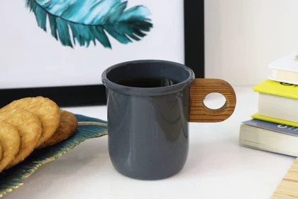 لیوان لعابی دسته چوبی 350 میل