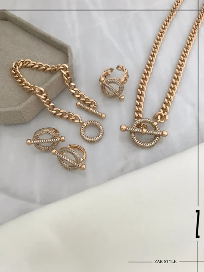 گوشواره قفل تی نگین‌دار