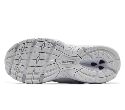 کفش راحتی زنانه نیوبالانس 530 سفید