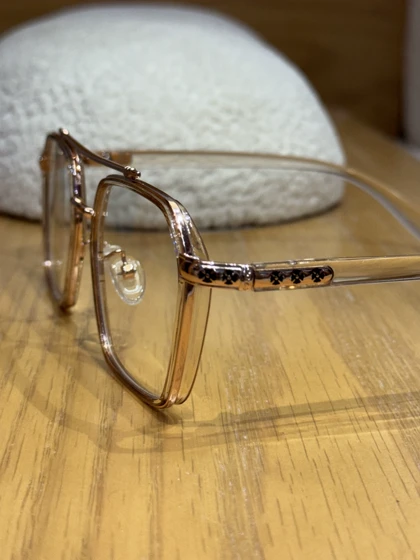 عینک کروم هارتز کد 189999 chrome hearts